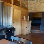 Eco-grange Au Milieu De Notre Ferme Biologique O'naturel