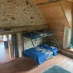 Eco-grange Au Milieu De Notre Ferme Biologique O'naturel Holiday home Massat