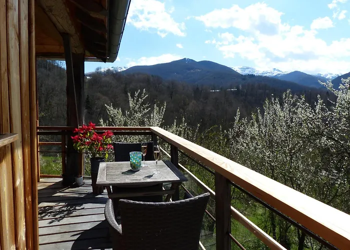 Eco-grange Au Milieu De Notre Ferme Biologique O'naturel Massat