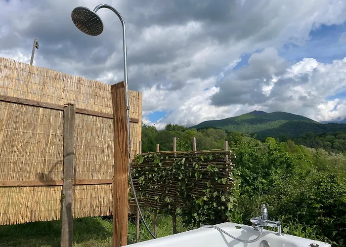 Eco-grange Au Milieu De Notre Ferme Biologique O'naturel *