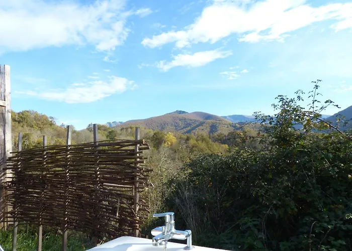 Eco-grange Au Milieu De Notre Ferme Biologique O'naturel * Massat