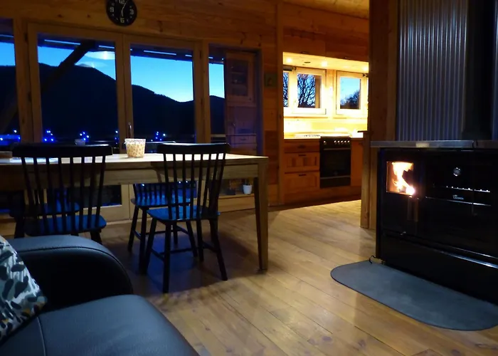 Eco-grange Au Milieu De Notre Ferme Biologique O'naturel 度假居 Massat